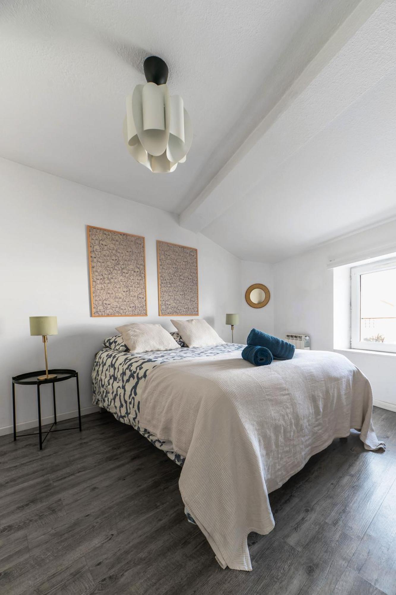 La Grande Maison - Centre Apartment